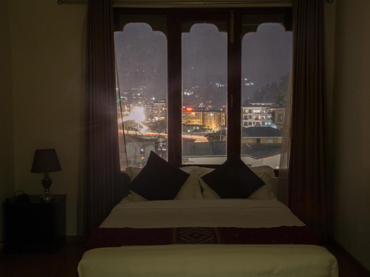 Riverside Hotel Thimphu Buitenkant foto